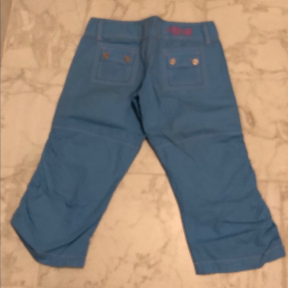 Blue Capri - Picture 4 of 8